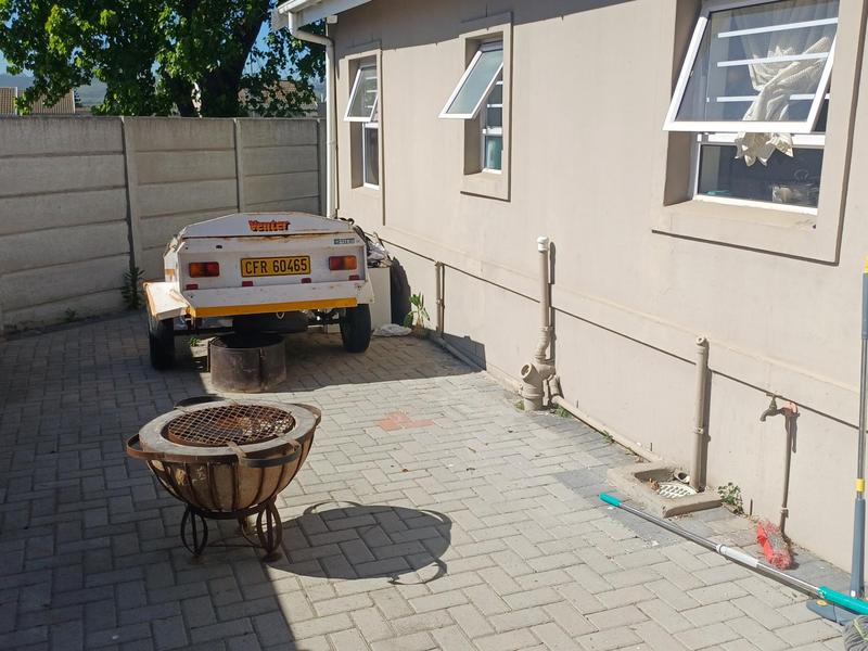 2 Bedroom Property for Sale in Bernadino Heights Western Cape